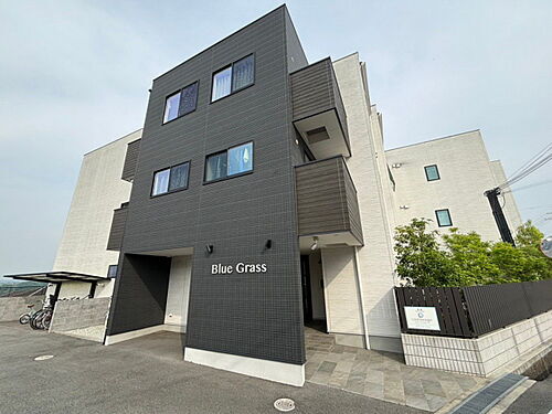 Ｂｌｕｅ　Ｇｒａｓｓ 3階建