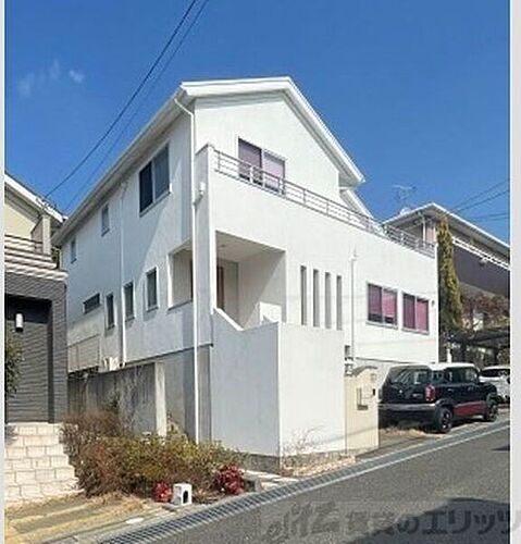 大阪府茨木市彩都あさぎ２丁目 賃貸一戸建て