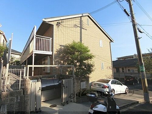 大阪府茨木市北春日丘４丁目 賃貸アパート