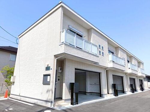 大阪府箕面市桜ケ丘１丁目 2階建