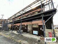 中屋住宅