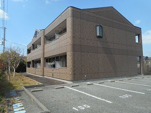 兵庫県たつの市揖西町南山２丁目 賃貸アパート