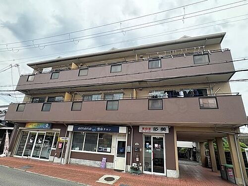 ハイツニシカワ