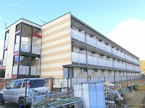 滋賀県東近江市中野町 3階建 築16年5ヶ月