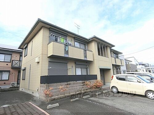 滋賀県野洲市吉地 2階建 築25年10ヶ月