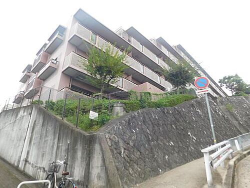 兵庫県川西市鼓が滝１丁目 6階建 築25年5ヶ月