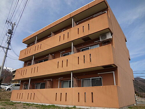 長野県駒ヶ根市赤穂 3階建 築21年11ヶ月