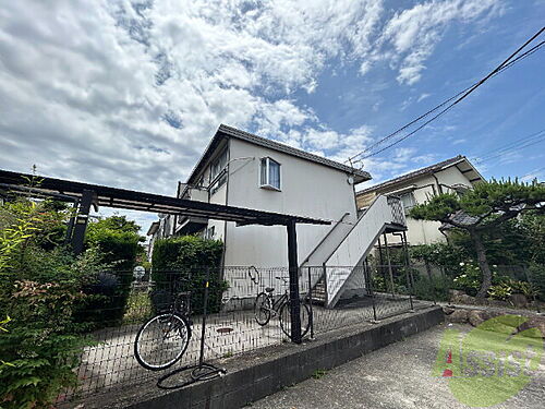 兵庫県西宮市甲子園浦風町 2階建