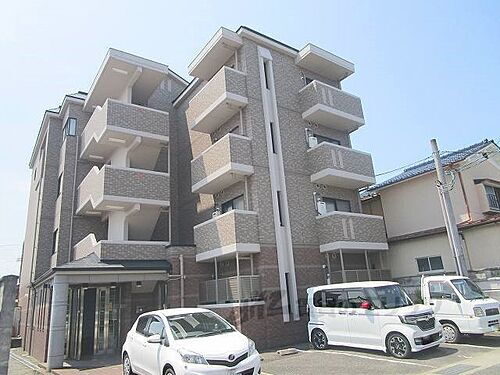 京都府亀岡市突抜町 賃貸マンション
