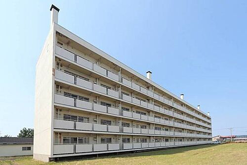 青森県黒石市末広 賃貸マンション