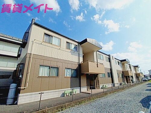 三重県三重郡川越町大字豊田 賃貸アパート