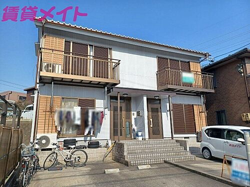 三重県四日市市大字西阿倉川 テラスハウス