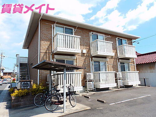 三重県三重郡川越町大字豊田 賃貸アパート