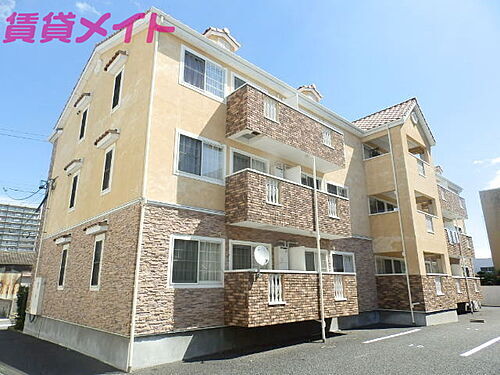 三重県四日市市滝川町 賃貸アパート