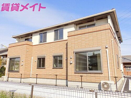 三重県四日市市西富田町 賃貸アパート