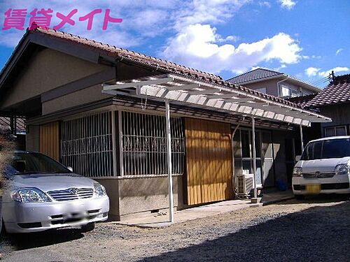 三重県四日市市羽津中２丁目 賃貸一戸建て