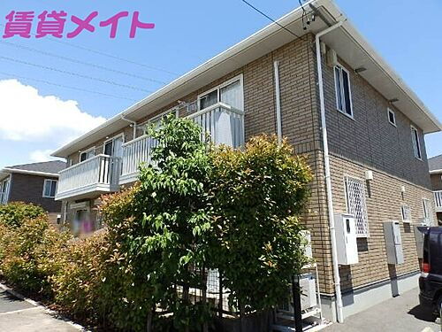 三重県四日市市大字東阿倉川 賃貸アパート