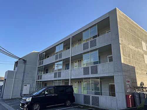 兵庫県赤穂郡上郡町岩木甲 3階建 築23年9ヶ月