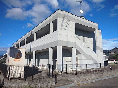 滋賀県愛知郡愛荘町軽野 2階建 築17年5ヶ月