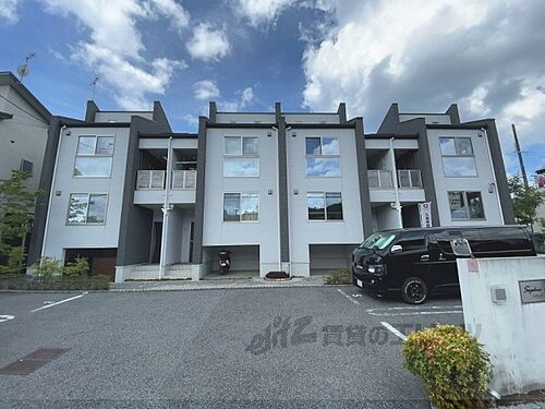 滋賀県彦根市松原町 テラスハウス