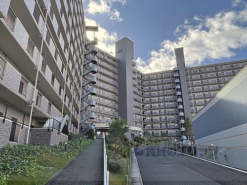 滋賀県草津市笠山５丁目 築26年10ヶ月 地上12階地下1階建