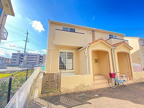 大阪府和泉市和気町２丁目 2階建 築18年5ヶ月