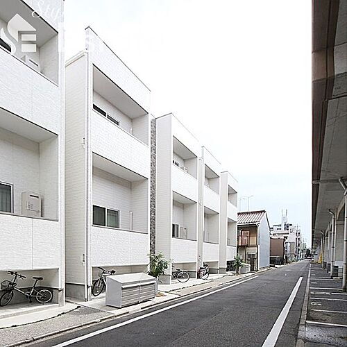 ＦＡＭＩＬＹ　ＳＴＡＧＥ道徳ＩＩ 外観