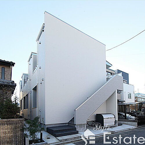 愛知県名古屋市中村区上石川町１丁目 築10年5ヶ月 2階建