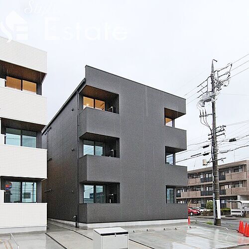 愛知県名古屋市中川区長須賀３丁目 3階建 築2年6ヶ月