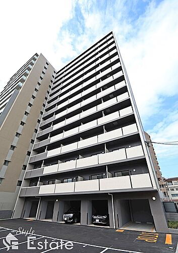 愛知県名古屋市千種区古出来３丁目 14階建 築3年9ヶ月