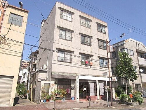 京都府京都市南区西九条院町 築44年8ヶ月 4階建