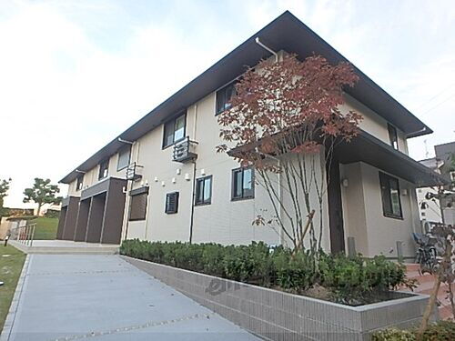 滋賀県栗東市小野 築7年2ヶ月 2階建