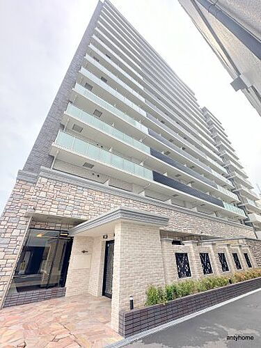 大阪府大阪市浪速区元町１丁目 14階建