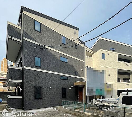愛知県名古屋市天白区塩釜口１丁目 3階建 築2年4ヶ月