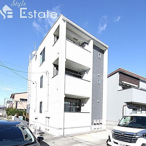 愛知県名古屋市守山区小幡南１丁目 3階建 築9年6ヶ月