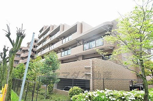 大阪府吹田市出口町 賃貸マンション