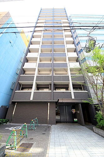 大阪府大阪市西区靱本町１丁目 15階建