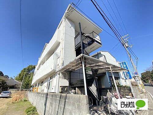 和歌山県和歌山市宇須４丁目 3階建 築36年5ヶ月