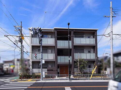 大阪府泉大津市春日町 3階建 築8年6ヶ月