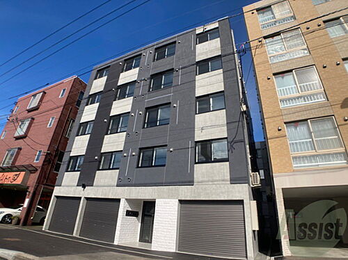 北海道札幌市中央区南十七条西１０丁目 5階建 築1年11ヶ月