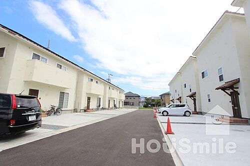 徳島県徳島市南田宮３丁目 2階建 築9年6ヶ月