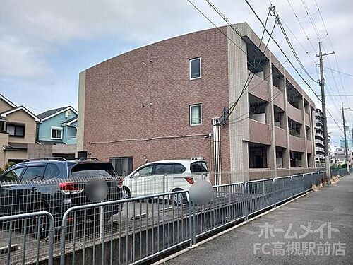 大阪府茨木市星見町 築16年1ヶ月 3階建