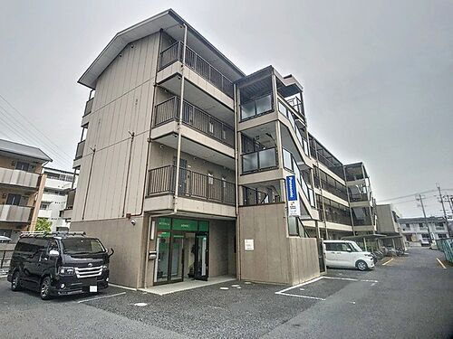 滋賀県野洲市栄 築26年10ヶ月 4階建