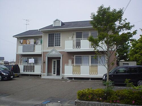 滋賀県栗東市笠川 築32年12ヶ月 2階建