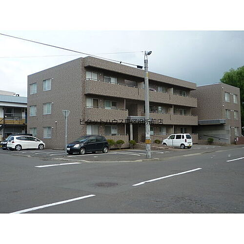 北海道札幌市東区北二十二条東２３丁目 地上3階地下1階建 築29年9ヶ月