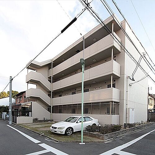 愛知県名古屋市西区天塚町１丁目 4階建