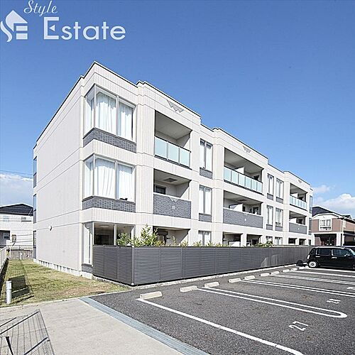 愛知県名古屋市守山区鼓が丘２丁目 3階建 築10年10ヶ月