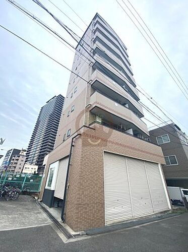 大阪府大阪市西区千代崎２丁目 9階建