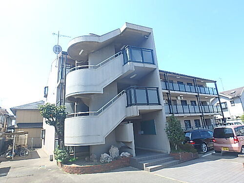 兵庫県加古川市別府町石町 築32年11ヶ月 3階建