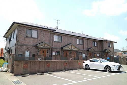 兵庫県三木市大村 テラスハウス